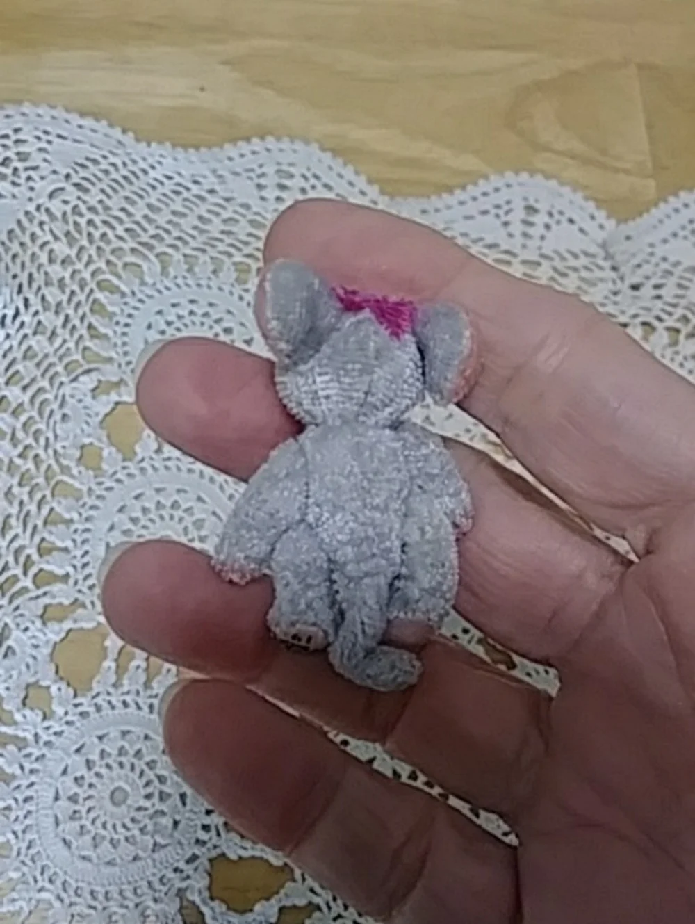 Vintage American Greetings teeny mouse in grey and pink